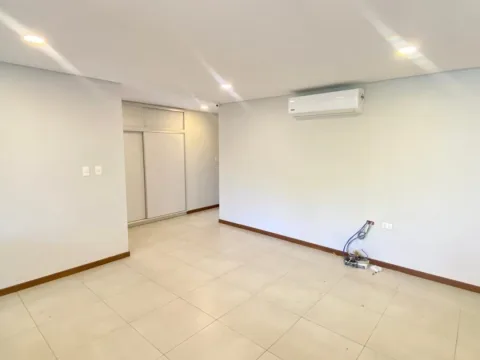 ALQUILO CASA EN ASUNCION ZONA GOETHE COD 6739