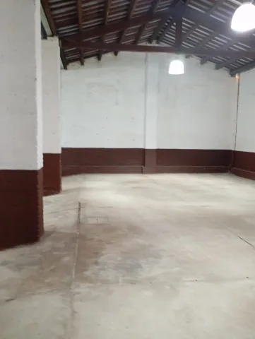 ALQUILO CASA CON DEPOSITO EN ASUNCION ZONA MERCADO 4 COD 6754